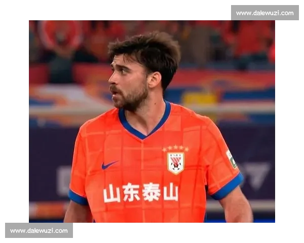 海港客场 3-1 逆转河南，U21 双星闪耀缩小争冠差距