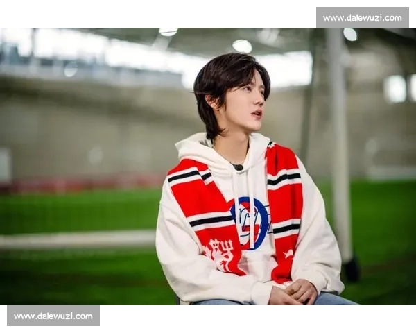 鹿晗 2025 巡演排练现解压新招：花式足球玩转舞台活力