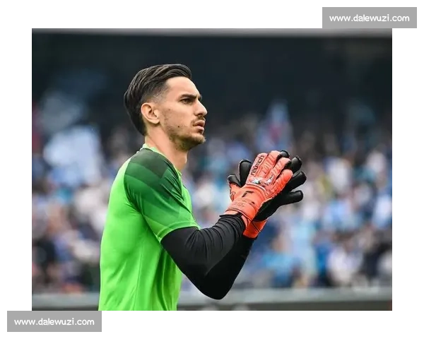 那不勒斯接近签下 PSV 边锋诺阿 - 朗 转会下周初敲定